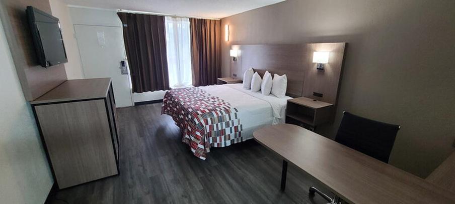 Red Roof Inn Charlotte - Airport Екстер'єр фото