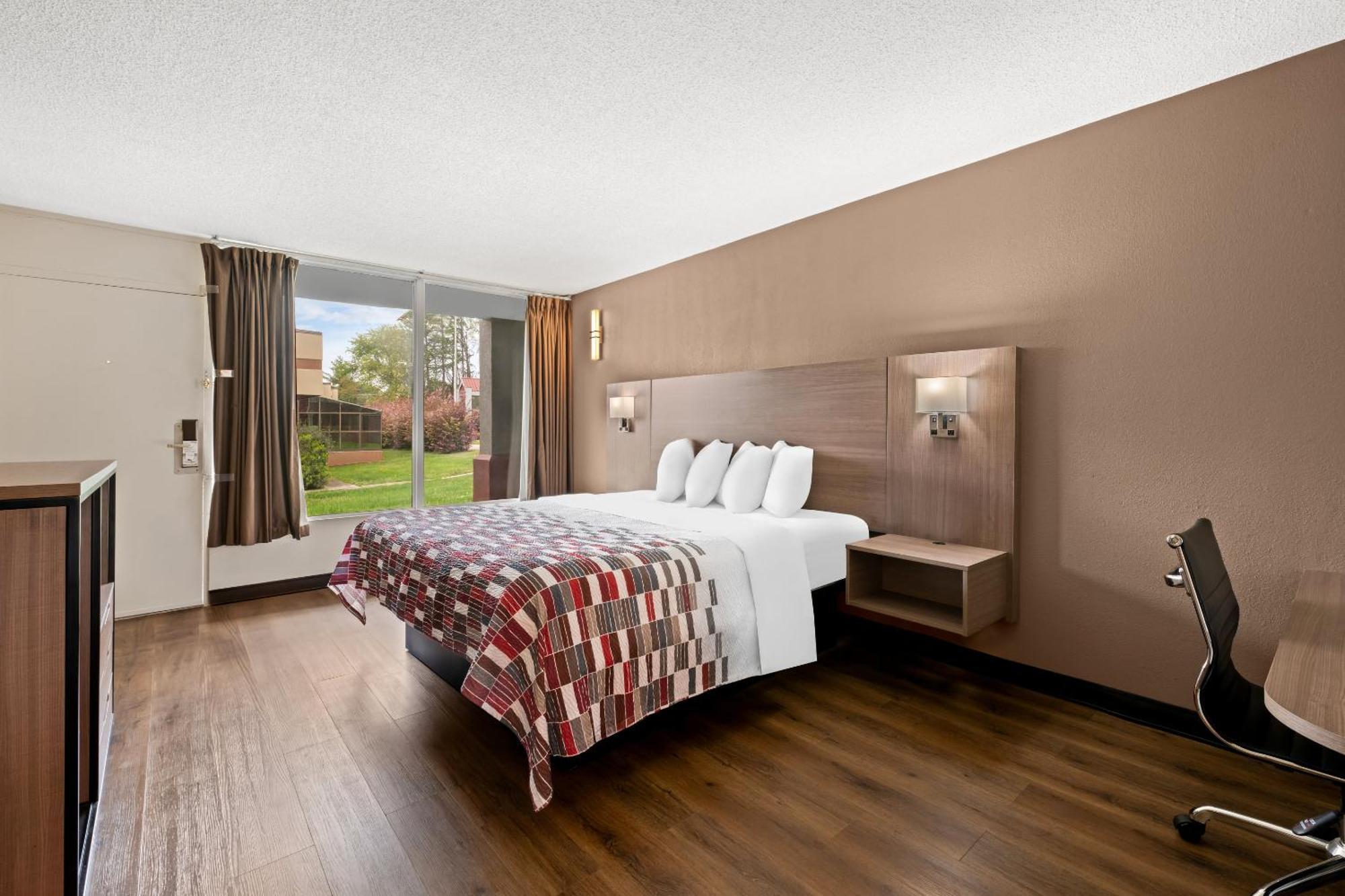 Red Roof Inn Charlotte - Airport Екстер'єр фото