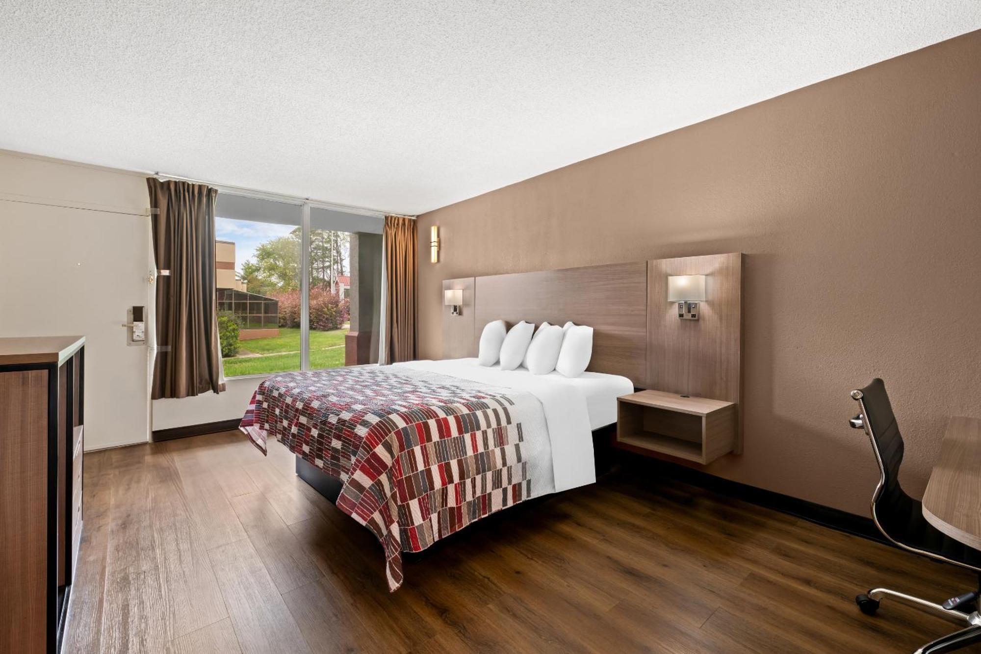 Red Roof Inn Charlotte - Airport Екстер'єр фото