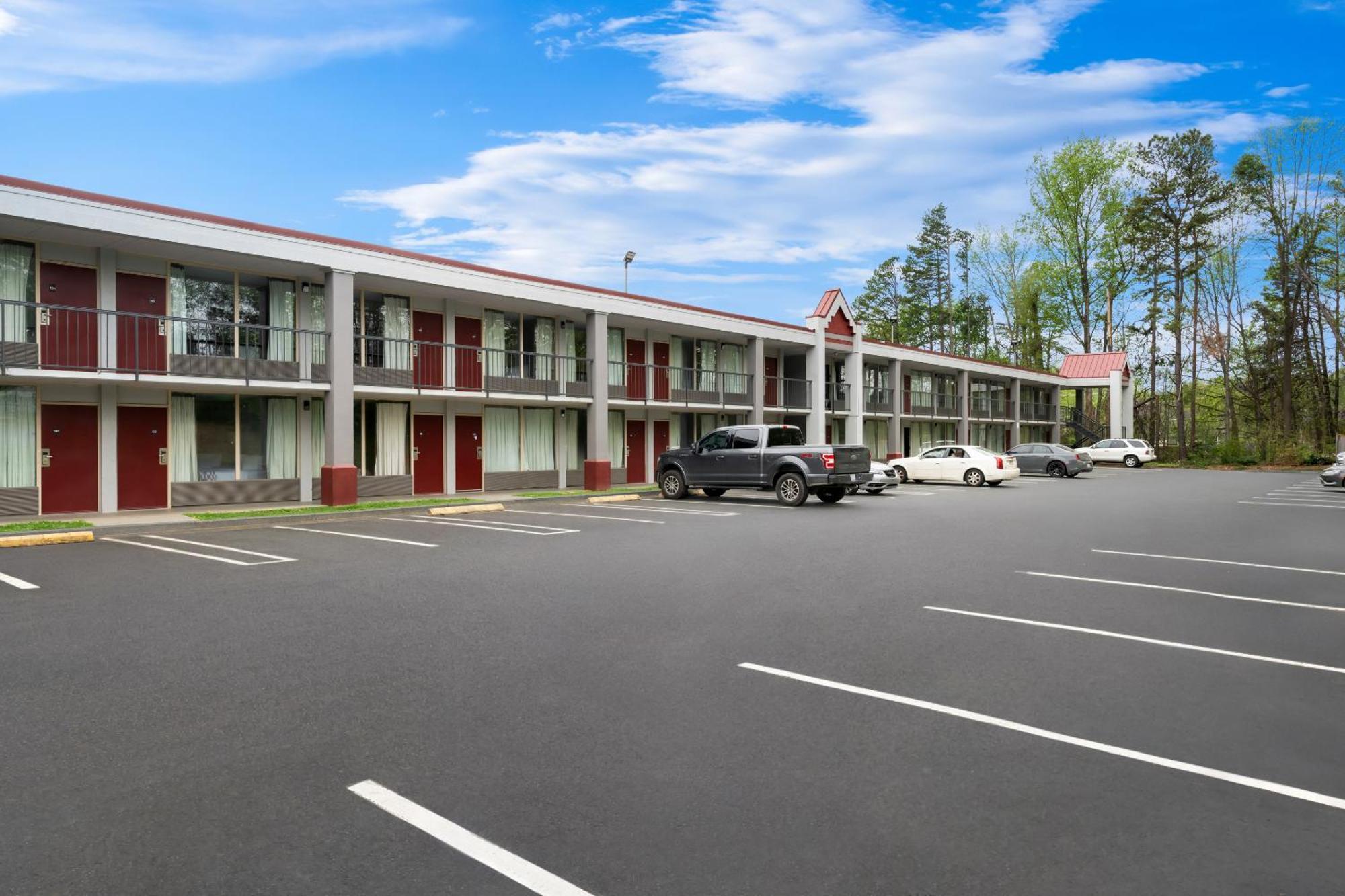 Red Roof Inn Charlotte - Airport Екстер'єр фото