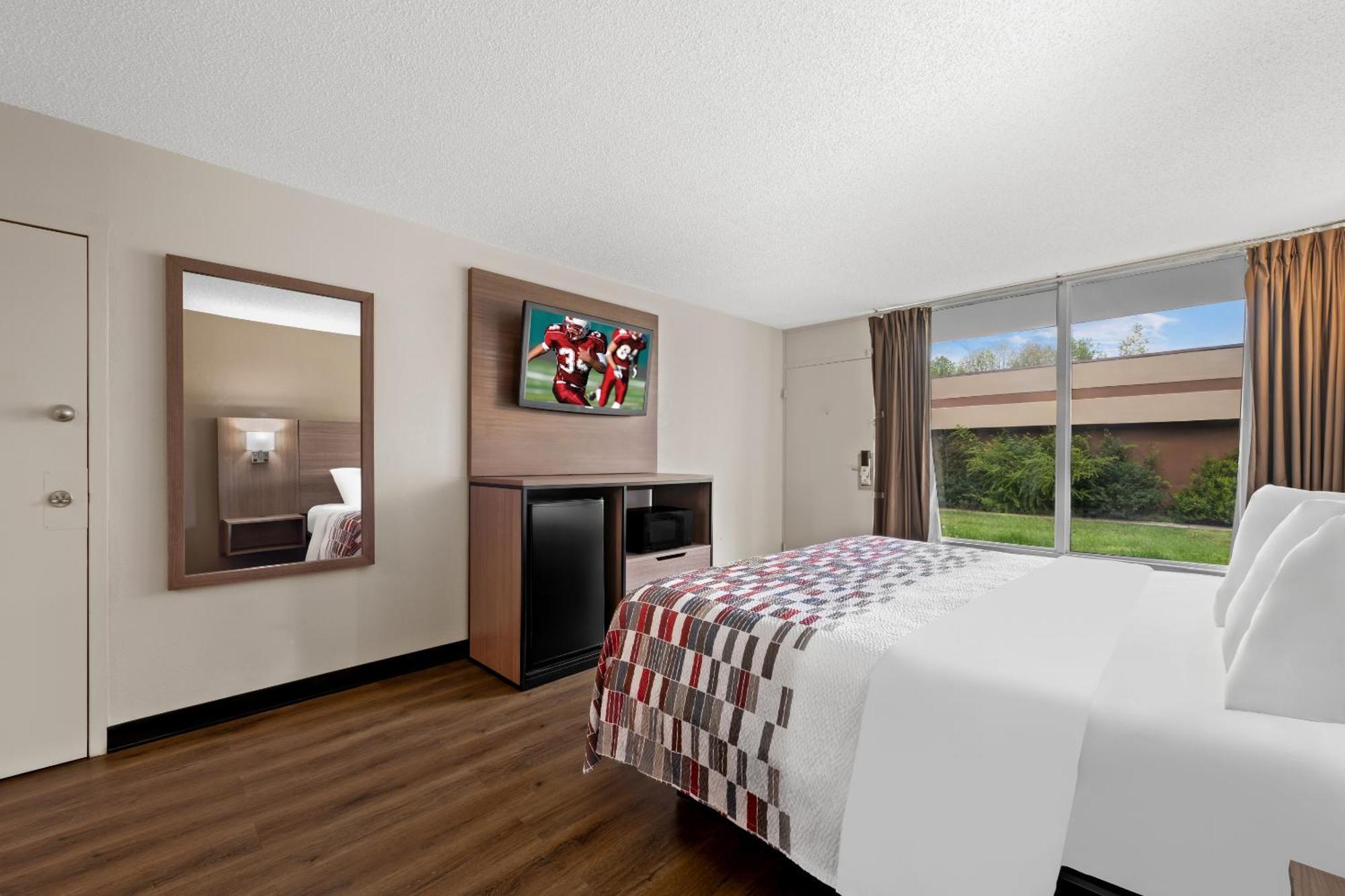 Red Roof Inn Charlotte - Airport Екстер'єр фото